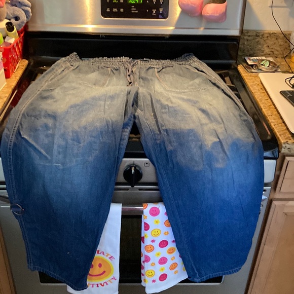 COPY - Used Calvin Klein women’s plus size 18w denim capris. - Picture 5 of 8